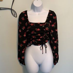 Woman’s floral print Bishop sleeves Cropped top s